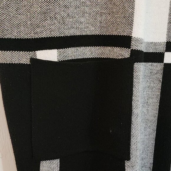 Tristan Dress with 2 pockets - Picture 3 of 3